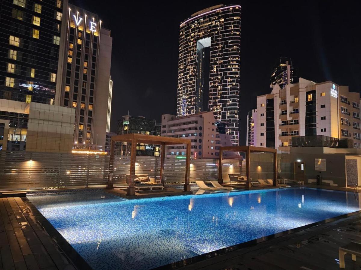 Spectacular In The Heart Of Marina *