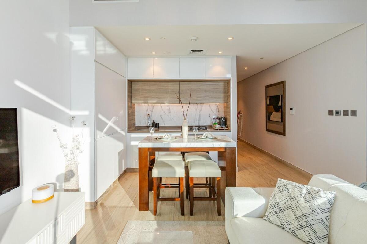 Apartment Spectacular In The Heart Of Marina Dubai