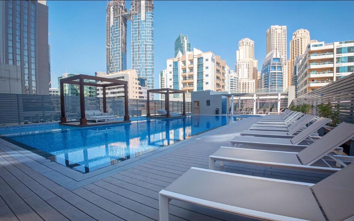 Spectacular In The Heart Of Marina Apartment
