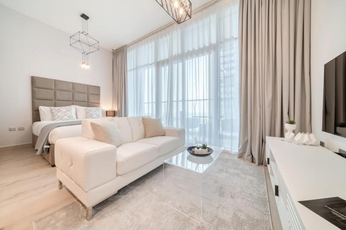Spectacular In The Heart Of Marina *
