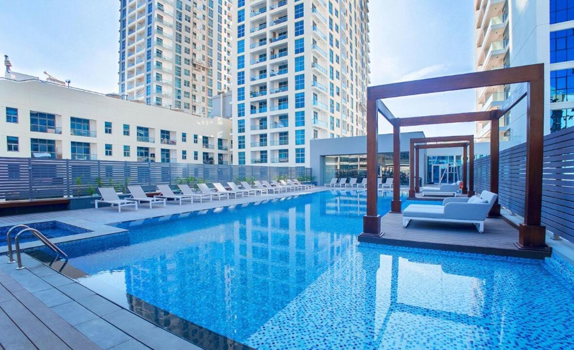 Spectacular In The Heart Of Marina