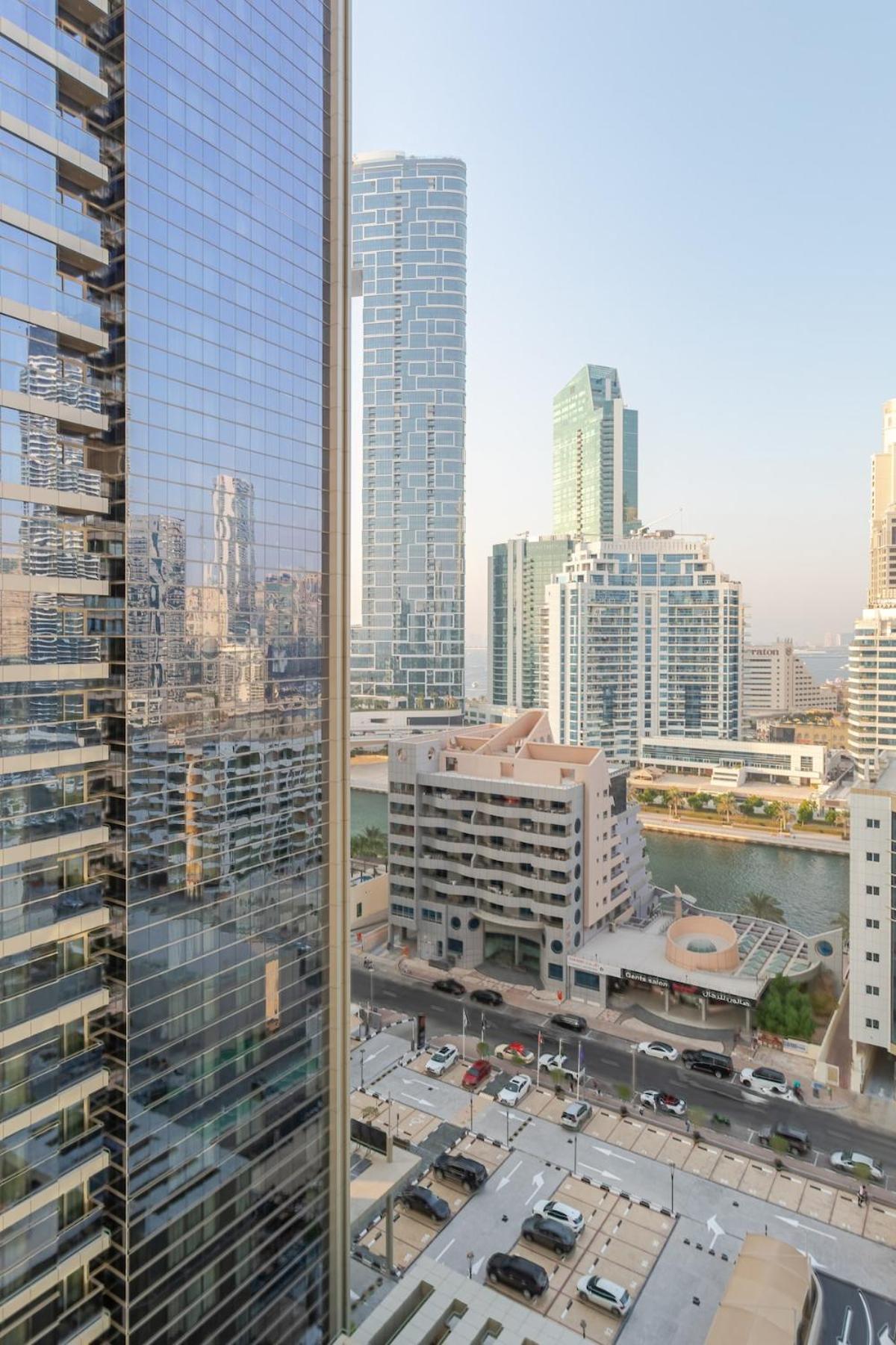 Spectacular In The Heart Of Marina Apartment *